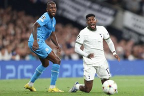 PG官方德国杯赛前再迎强敌，皇家社会强势反弹，主帅态度：态度坚定，临场指挥获称赞的简单介绍